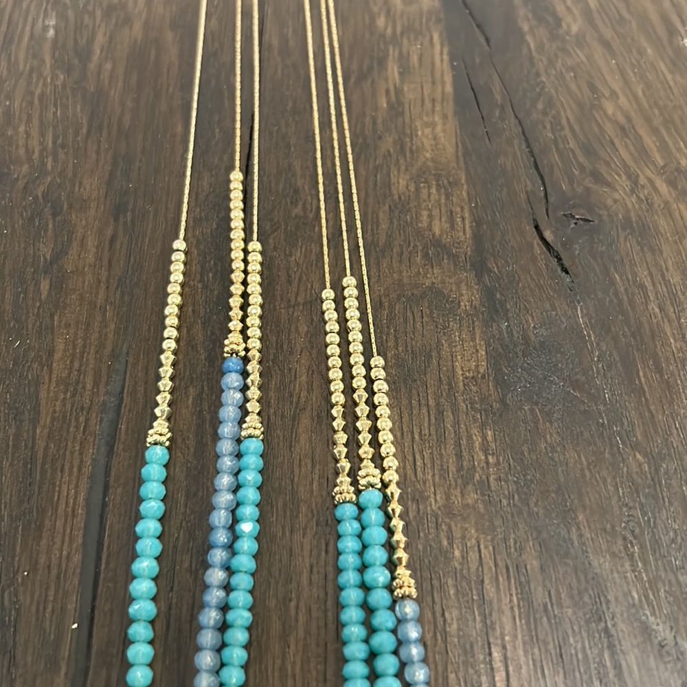 Beaded necklace - Picture 3 of 4